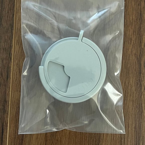 The Pampered Chef Deluxe Cheese Grater Replacement Lid #1278 *NEW* - Picture 1 of 2